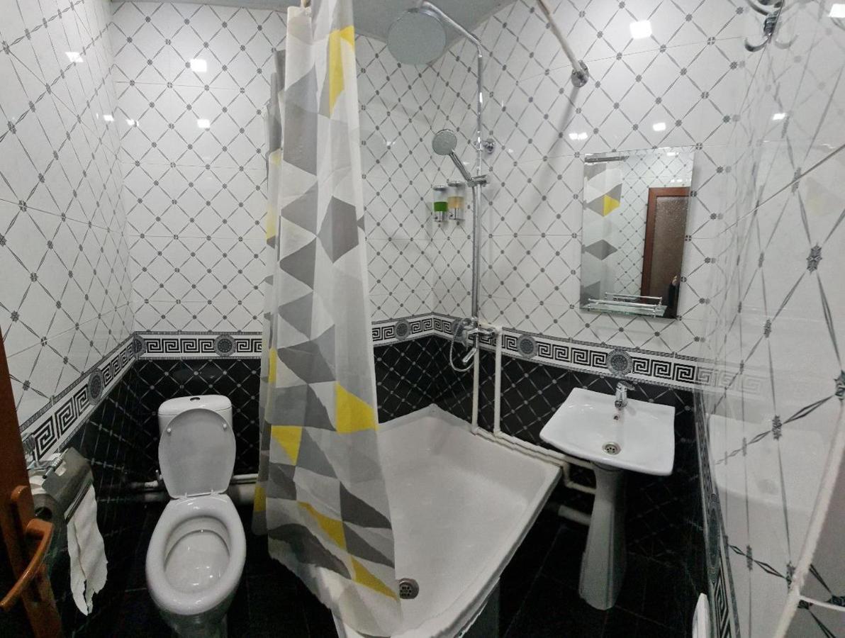Готель Status House Фергана Екстер'єр фото